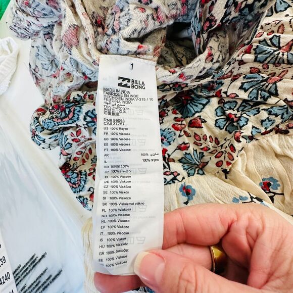 Billabong Cream Dusty Blue & Red Faux Wrap Deep-V Ruffle Hem Sleeveless Romper M - Picture 11 of 16